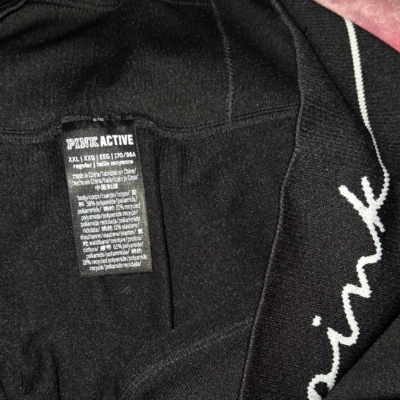 Women's (XXL) PINK Victoria's Secret Soft Seamless Black Leggings - Picture 2 of 4